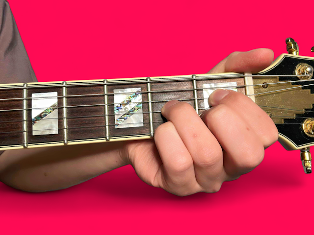 Cdim7 guitar chord with finger positions