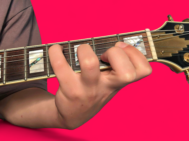 C#maj13 guitar chord with finger positions