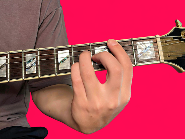 Bmaj7 guitar chord with finger positions