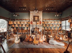 Hearts' Home Acoustics Guitar Store